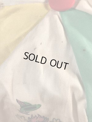 アドバタイジングキャラクターのマジックマウンテンの70年代ビンテージキャスケット