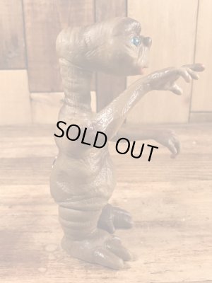 スイッチを入れると目が光るイーティーの80年代ビンテージフィギュア