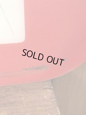 ケンタッキーフライドチキンのカーネルサンダースが描かれた70年代ビンテージ看板