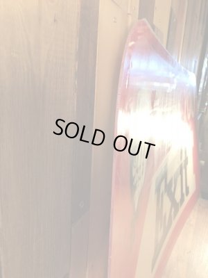 ケンタッキーフライドチキンのカーネルサンダースが描かれた70年代ビンテージ看板