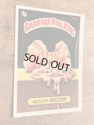 トップス社製のガーベッジペイルキッズの80年代ビンテージステッカーカード