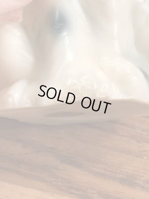 ビッグアイズのサッドドッグの60年代ビンテージ置物