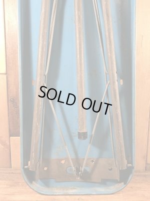 Wolverine Toy社製のフクロウが描かれた50〜60年代ビンテージアイロン台