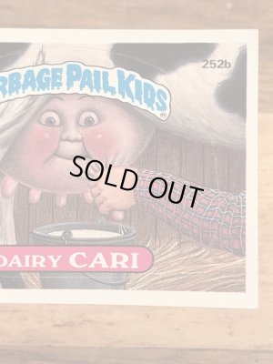 Topps社製のガーベッジペイルキッズの80’sヴィンテージカードシール