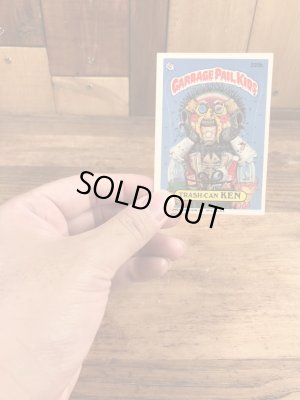 トップス社製のガーベッジペイルキッズの80年代ビンテージステッカーカード