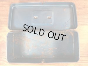 メタリックブルーの金属製の50〜60年代ビンテージ工具箱