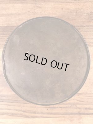 Big Wonderのオイルモップが入っていた20〜30’sヴィンテージTin缶