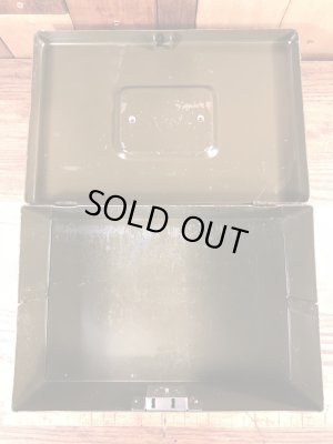 The Driver Lineのアーミーグリーンの50〜60年代ビンテージ工具箱