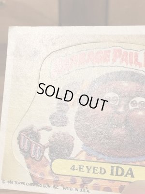 Topps社製のガーベッジペイルキッズの80’sヴィンテージカードシール