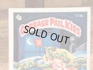 トップス社製のガーベッジペイルキッズの80年代ビンテージステッカーカード