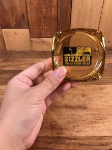 他の写真3: Sizzler Family Steak House Glass Ashtray　シズラーステーキハウス　ビンテージ　灰皿　アシュトレイ　70年代