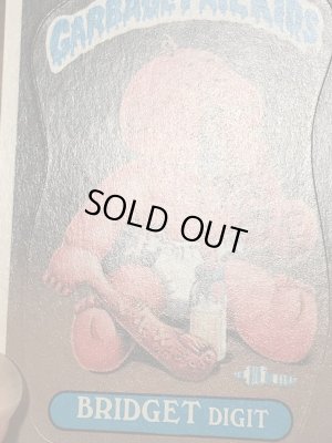 トップス社製のガーベッジペイルキッズの80年代ビンテージステッカーカード