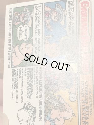 Topps社製のガーベッジペイルキッズの80’sヴィンテージカードシール