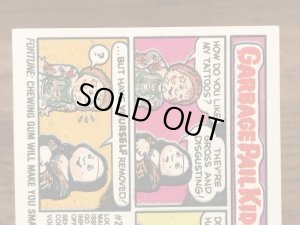 Topps社製のガーベッジペイルキッズの80’sヴィンテージカードシール