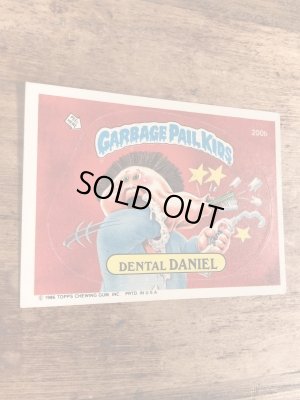 トップス社製のガーベッジペイルキッズの80年代ビンテージステッカーカード