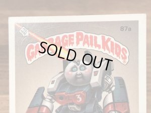 トップス社製のガーベッジペイルキッズの80年代ビンテージステッカーカード