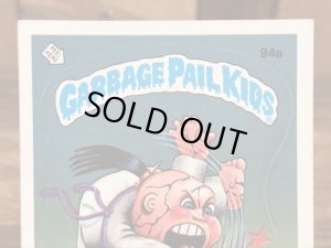 トップス社製のガーベッジペイルキッズの80年代ビンテージステッカーカード