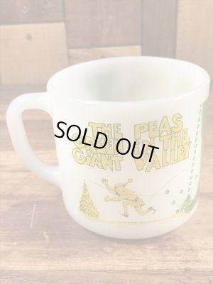 アドバタイジングキャラクターのグリーンジャイアントのミルクガラス製ヴィンテージマグ