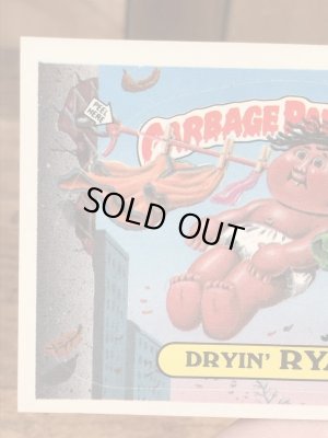 トップス社製のガーベッジペイルキッズの80年代ビンテージステッカーカード