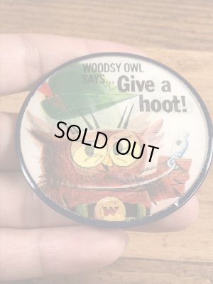 企業キャラクターのウッジーオウルの60〜70年代ビンテージレンチキュラー缶バッジ