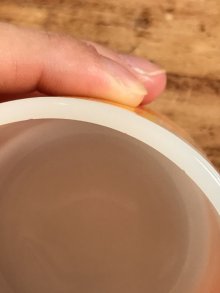 他の写真2: Glasbake “Carl's Jr.” Milk Glass Mug　カールスジュニア　ビンテージ　マグカップ　グラスベイク　70年代