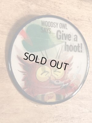 企業キャラクターのウッジーオウルの60〜70年代ビンテージレンチキュラーバッジ