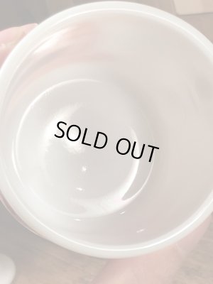 グラスベイク社製のアービーズのミルクガラス製ビンテージマグカップ