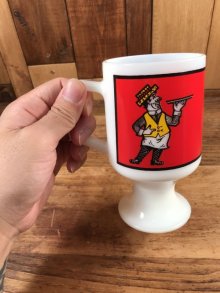 他の写真3: Federal “Ken's Pizza” Milk Glass Footed Mug　ケンズピザ　ビンテージ　フッテッドマグ　フェデラル　70年代