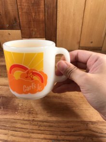 他の写真3: Glasbake “Carl's Jr.” Milk Glass Mug　カールスジュニア　ビンテージ　マグカップ　グラスベイク　70年代