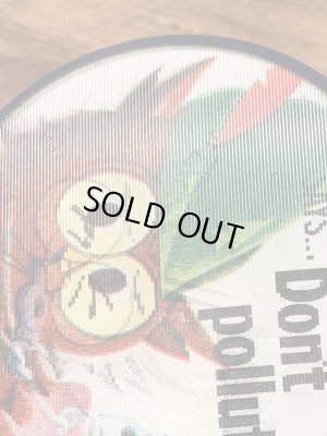 企業キャラクターのウッジーオウルの60〜70年代ビンテージレンチキュラー缶バッジ