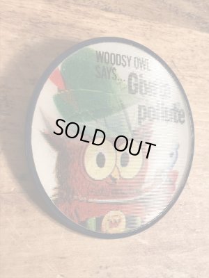 企業キャラクターのウッジーオウルの60〜70年代ビンテージレンチキュラー缶バッジ