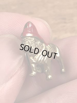 マックトラックのブルドッグの70’sヴィンテージピンズ