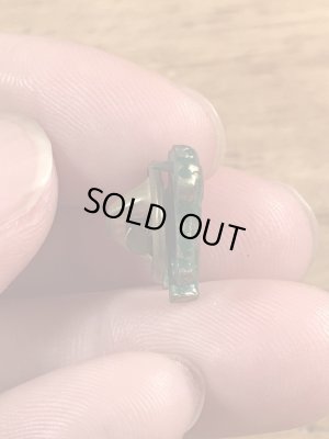 マックトラックのブルドッグの70年代ビンテージピンバッジ