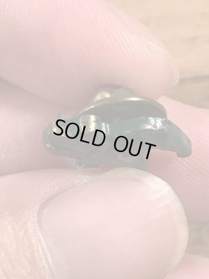 マックトラックのブルドッグの70年代ビンテージピンバッジ