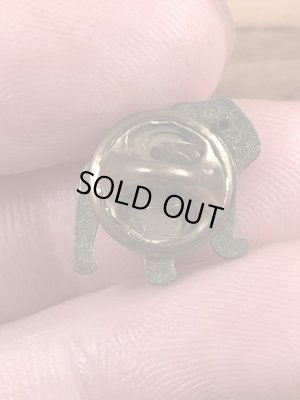 マックトラックのブルドッグの70’sヴィンテージピンズ