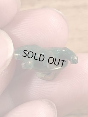 マックトラックのブルドッグの70年代ビンテージピンバッジ