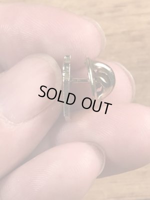 マックトラックのブルドッグの70年代ビンテージピンバッジ