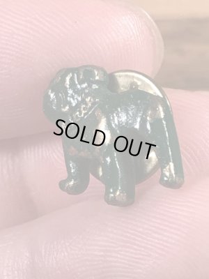 企業キャラクターのマックトラックの70年代ビンテージピンバッジ