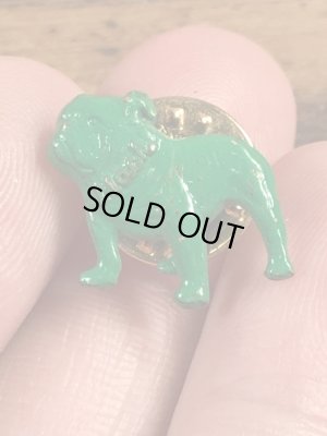 アドバタイジングキャラクターのマックトラックの70年代ビンテージピンバッジ