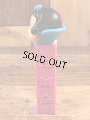 Disneyキャラクターの白雪姫の60'sヴィンテージ足無しPezディスペンサー