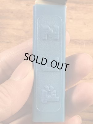 アニマルシリーズのRavenの60〜70’sヴィンテージ足無しPezディスペンサー