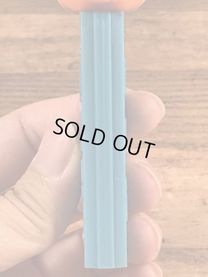 アニマルシリーズのGiraffeの60〜70’sヴィンテージ足無しPezディスペンサー