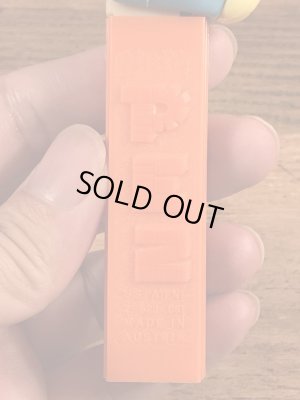 アニマルシリーズのCowの50~60’sヴィンテージ足無しPezディスペンサー