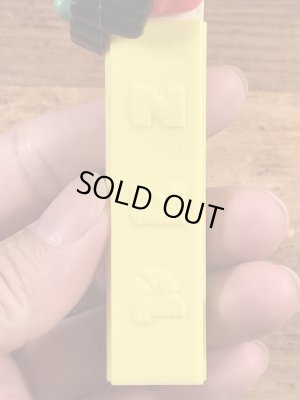 アニマルシリーズのLion with Crownの70’sヴィンテージ足無しPezディスペンサー