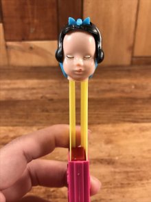 他の写真2: Disney “Snow White” No Feet Pez Dispenser　白雪姫　ビンテージ　ペッツ　足無し　ディズニー　60年代