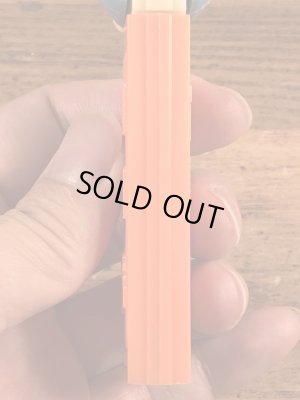 アニマルシリーズのCowの50~60’sヴィンテージ足無しPezディスペンサー