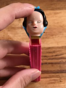 他の写真1: Disney “Snow White” No Feet Pez Dispenser　白雪姫　ビンテージ　ペッツ　足無し　ディズニー　60年代