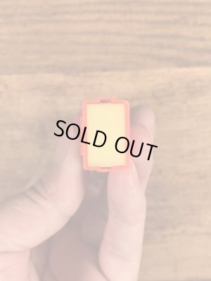 イースターのChick in Eggの60〜70’sヴィンテージ足無しPezディスペンサー