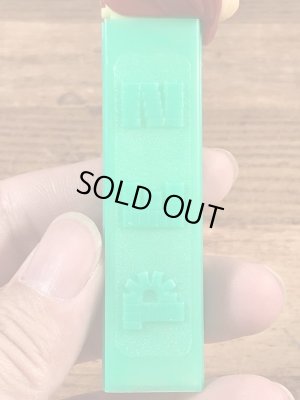 アニマルシリーズのLil Lionの60〜70’sヴィンテージ足無しPezディスペンサー