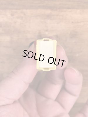 アニマルシリーズのLion with Crownの70’sヴィンテージ足無しPezディスペンサー